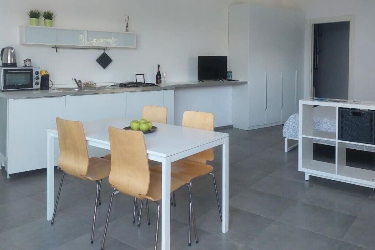 Appartement, vue montagne | Cuisine privée | Machine à expresso, grand réfrigérateur, bouilloire électrique
