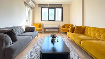 Iron/ironing board, free WiFi