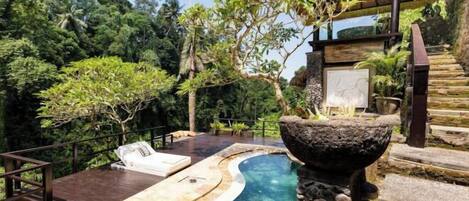 Alberca al aire libre