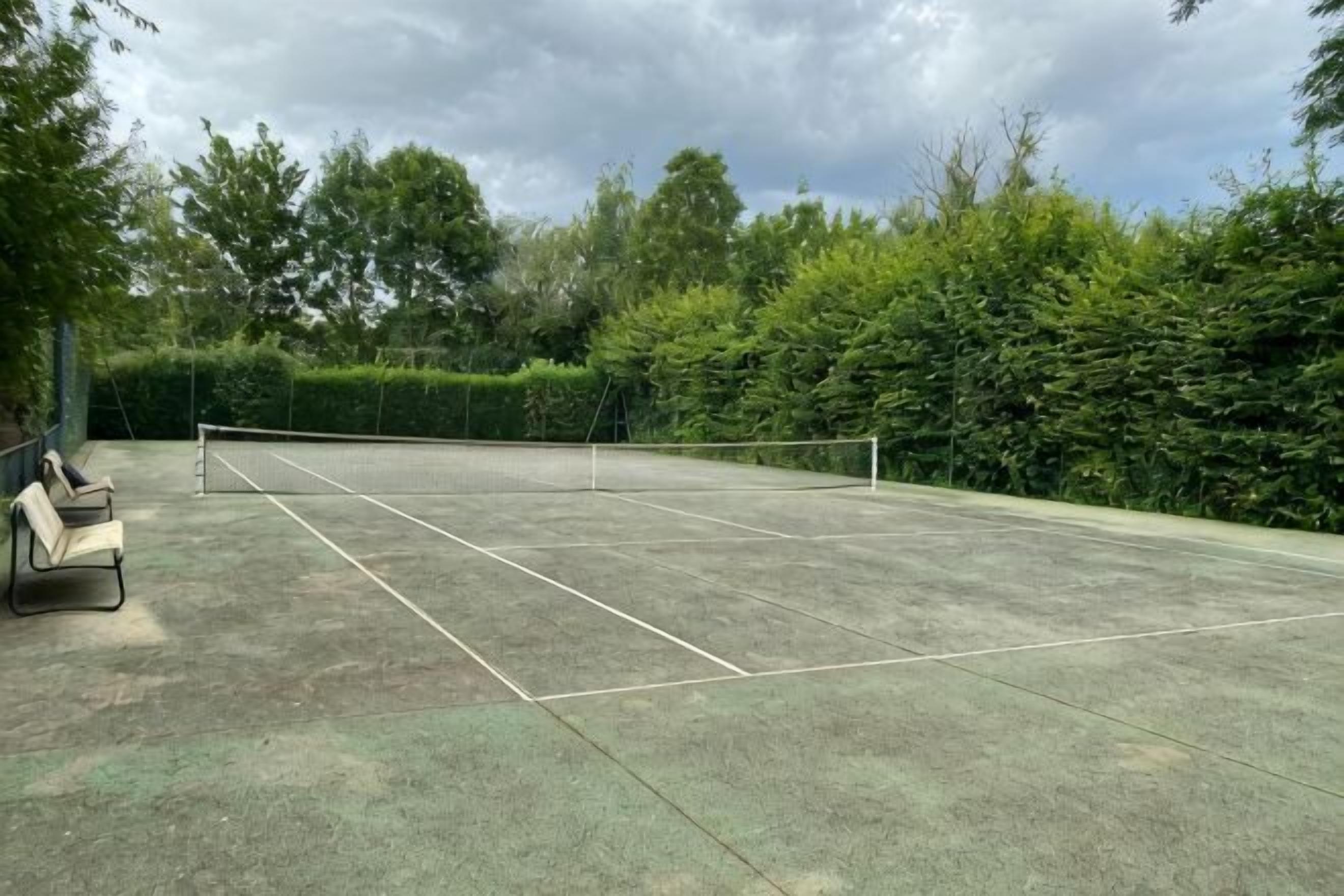 Sports court