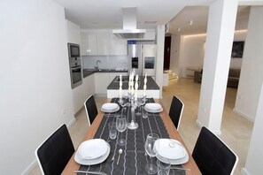 Restaurant - Luxury Apartment Split with pool (Split)