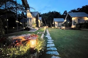 Property grounds - El Vaso Resort (Tha Mai)