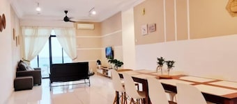 Delight Homestay The Platino