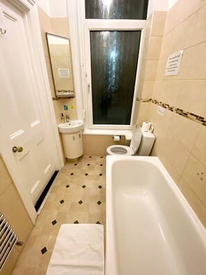 Studio Business | Badrum