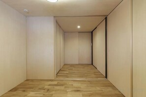 Interior - Trive Kamejima (Nagoya)