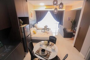 Room - Grand Medini By The One - Cozy Studio 5pax (Iskandar Puteri)