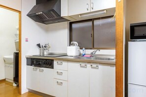 Private kitchen - Asakusa old town guesthouse (Tokyo)