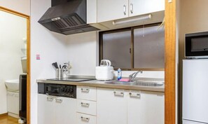 Private kitchen - Asakusa old town guesthouse (Tokyo)