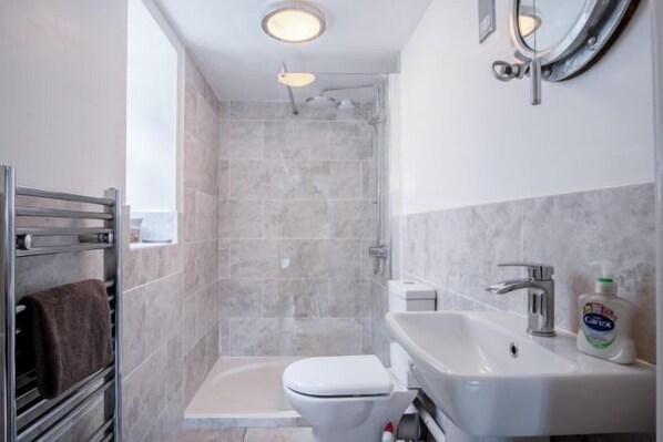 Room - Beachwood - 2 Bedroom Cottage - Penally (Tenby)