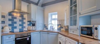 Beachwood - 2 Bedroom Cottage - Penally