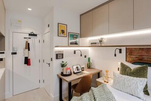 Room - Kensington King Studio G (London)