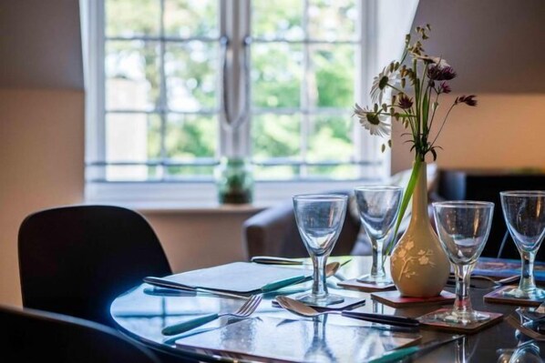 Restaurant - 29 Rhodewood House - 2 Bedroom - Saundersfoot (Saundersfoot)