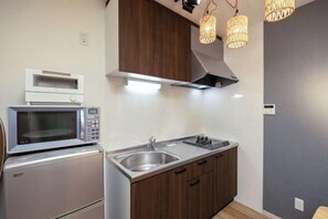 Room - WARAKU (Osaka)