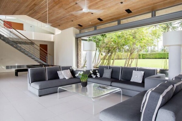 Interior - Villa Essenza (Takua Thung)