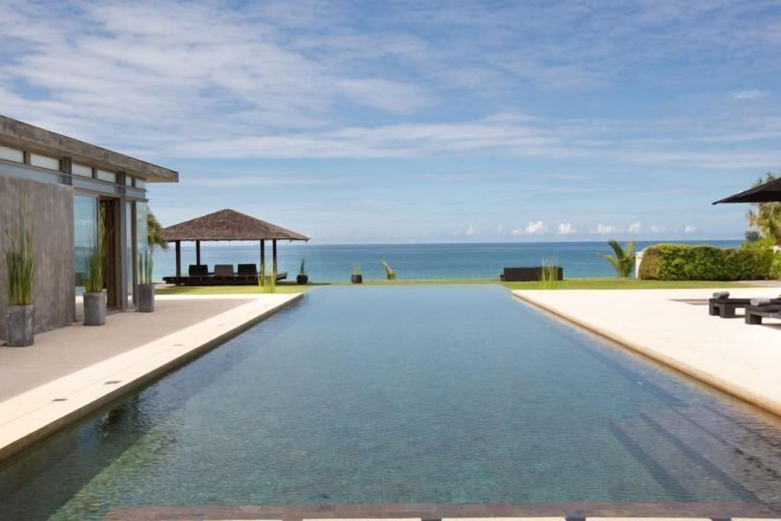 Kolam renang terbuka