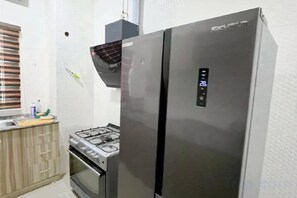 Unclassified image, 3 of 11, button - Bumcy apartment (Abuja)