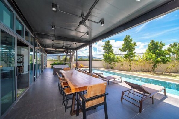 Property amenity - Modern Industrial Style 6 Bedroom Private Pool Villa in Bang Tao, Phuket (Phuket)