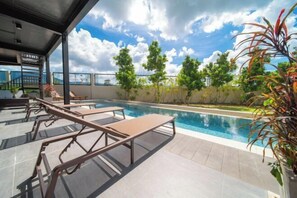 Pool - Modern Industrial Style 6 Bedroom Private Pool Villa in Bang Tao, Phuket (Phuket)