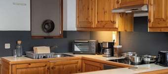 Luxescape-No 2306-Traumaussicht-Ski & Wandergebiet-Paragleiten-Langlauf-Parkplatz