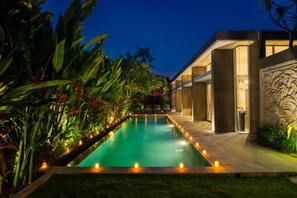 Unclassified image, 5 of 23, button - vila deh simba at seminyak aramanis (Bali)