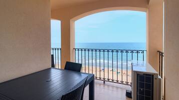 Comfort Apartment, Balcony, Sea View | Terrace/patio