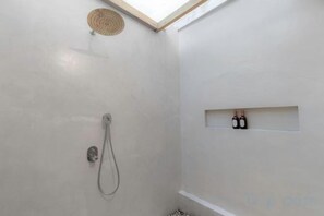Bathroom - Villa Elora Canggu (Bali)