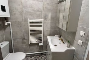 Unclassified image, 4 of 14, button - Beautiful apartment Near Opera (Paris)