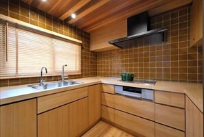 Room - Kyo No Ondokoro Takeyamachi #8 (Kyoto)