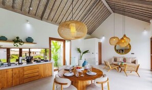 Dining - Villa Maria by Pertama Stay (Bali)