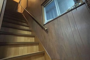 صورة غير مصنفة، 4 من 12، زرّ