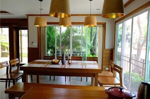 Restaurant - Amy's Chiangmai Villa with Swimming Pool (San Kamphaeng)