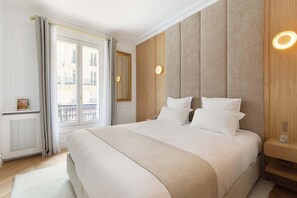 3 bedrooms, iron/ironing board, travel crib, WiFi