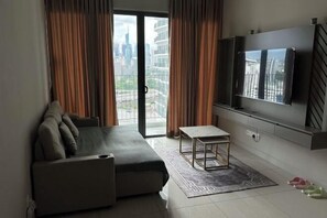 Living area - Datum Jelatek Superb Suite KL By LH (Ampang)