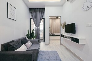 Living area - Mini House Gombak2BR 5paxAyuman Suites (Setapak)
