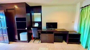 Room, 1 Bedroom, Pool View | Room amenity - Room-charming Guest Room in Central Pa T (Patong)