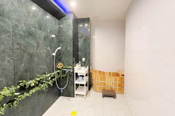 Room - MIIYAVI　Hotel (Tokyo)