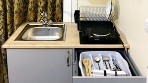 デラックス スタジオ | 専用キッチン
