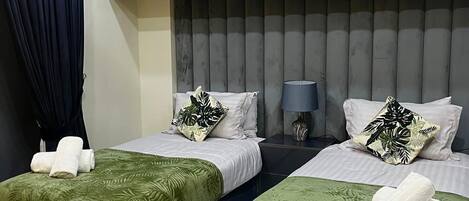 2 bedrooms, iron/ironing board