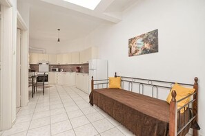 Unclassified image, 4 of 69, button - Akakia Residence (Naxos)