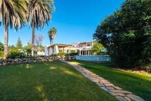 Garden - All About Villa Jori (Marbella)