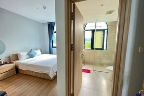 Cots/infant beds - Nhà Nguyên Căn Costis 5 Phòng Ngủ (Phu Quoc Island)