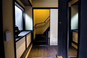 Room - Kyoya Nobuhiro Rakuchu (Kyoto)