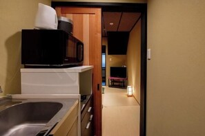 Room - Kyoya Nobuhiro Rakuchu (Kyoto)