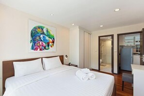 Room - Rawai Beach Pool Condotel (Phuket)