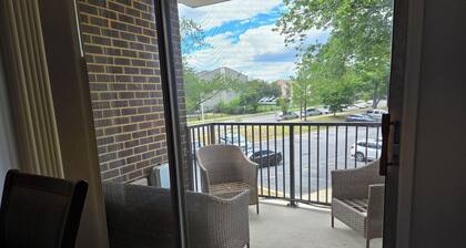 Comfy, Cozy and Conveniently Located