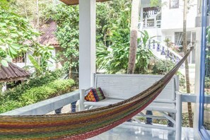Gambar tidak terklasifikasi, 5 dari 20, tombol