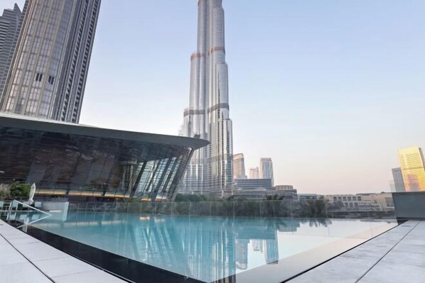 Outdoor pool - 907 Grande Full Burj Khalifa and Fountain View Apartment (Dubai)