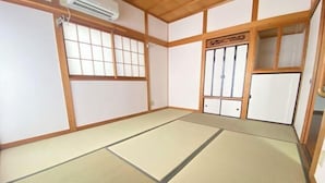 Interior - HAMANOCHO BEEKAN (Takamatsu)