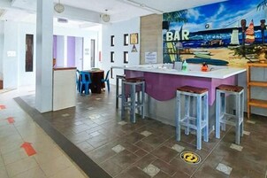 Bar (en el alojamiento)