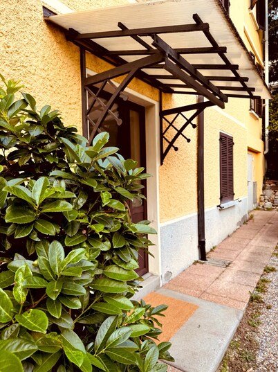 Foresta Living, Accogliente monolocale situato a Mendrisio.